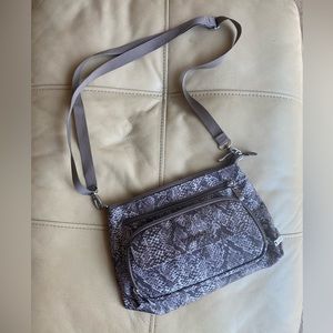 Baggallini Women's Everyday Original Crossbody Bag